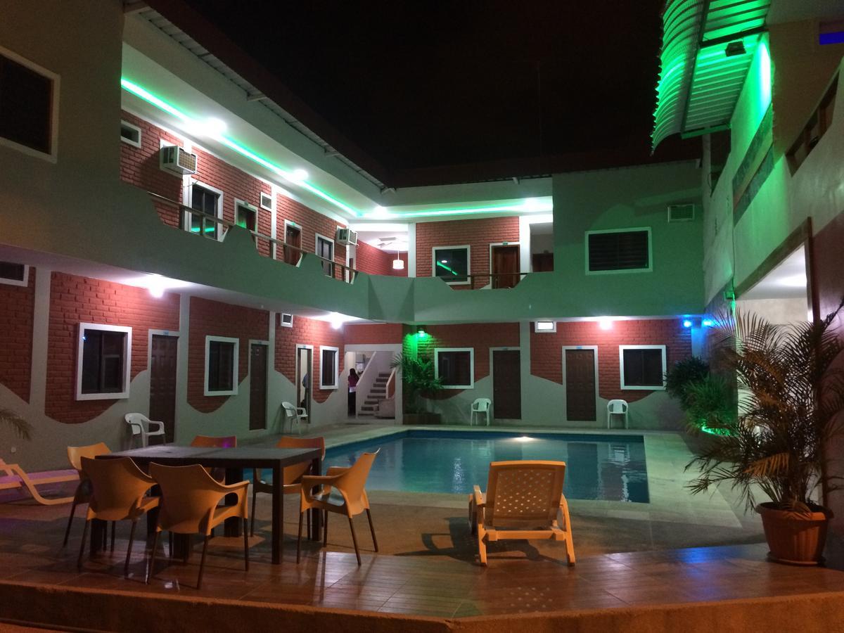 Hostal Las Velas Hotel มันตา ภายนอก รูปภาพ